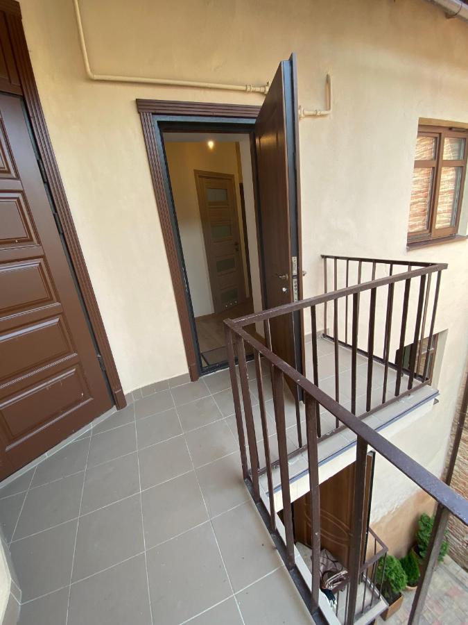 Yaroslav Osmomysl Square Apartments Lviv Eksteriør billede